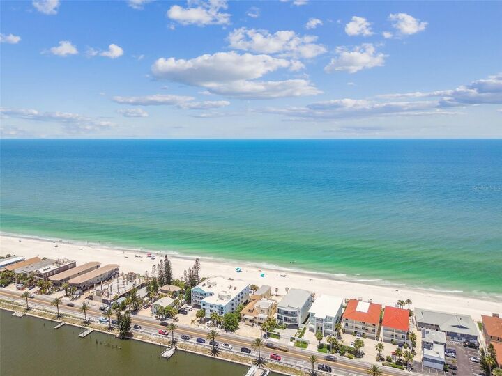 30 Gulf Boulevard  Indian Rocks Beach FL 33785 photo