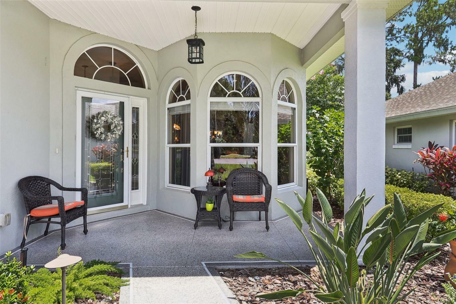 Property Photo: 2512 Baywater Road FL 32778