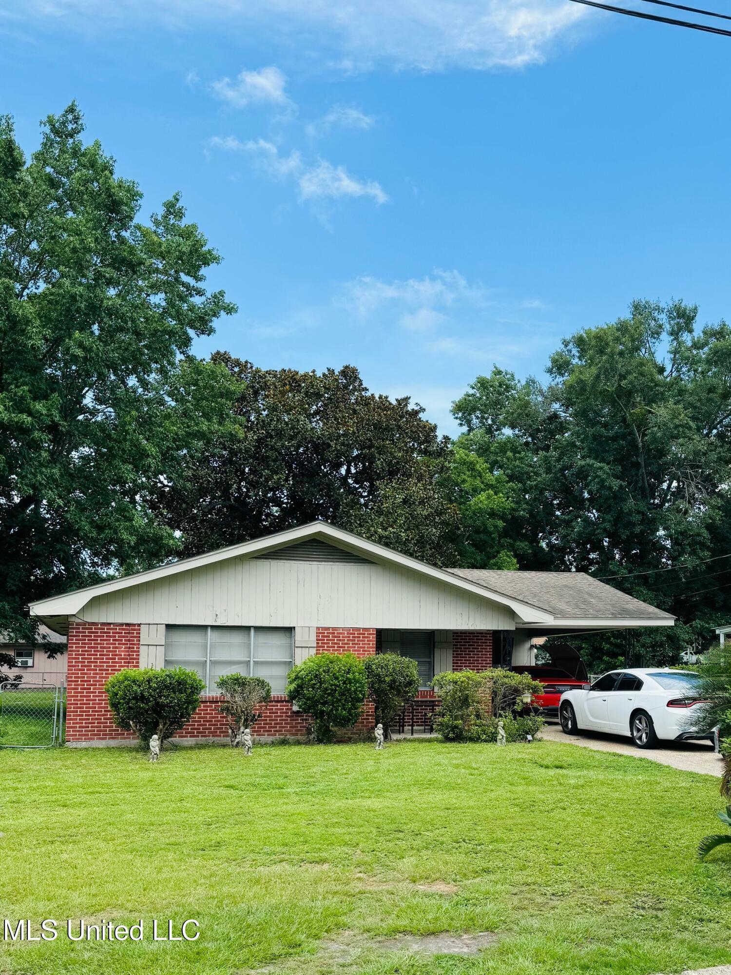 Property Photo: 360 Spratley Avenue MS 39531
