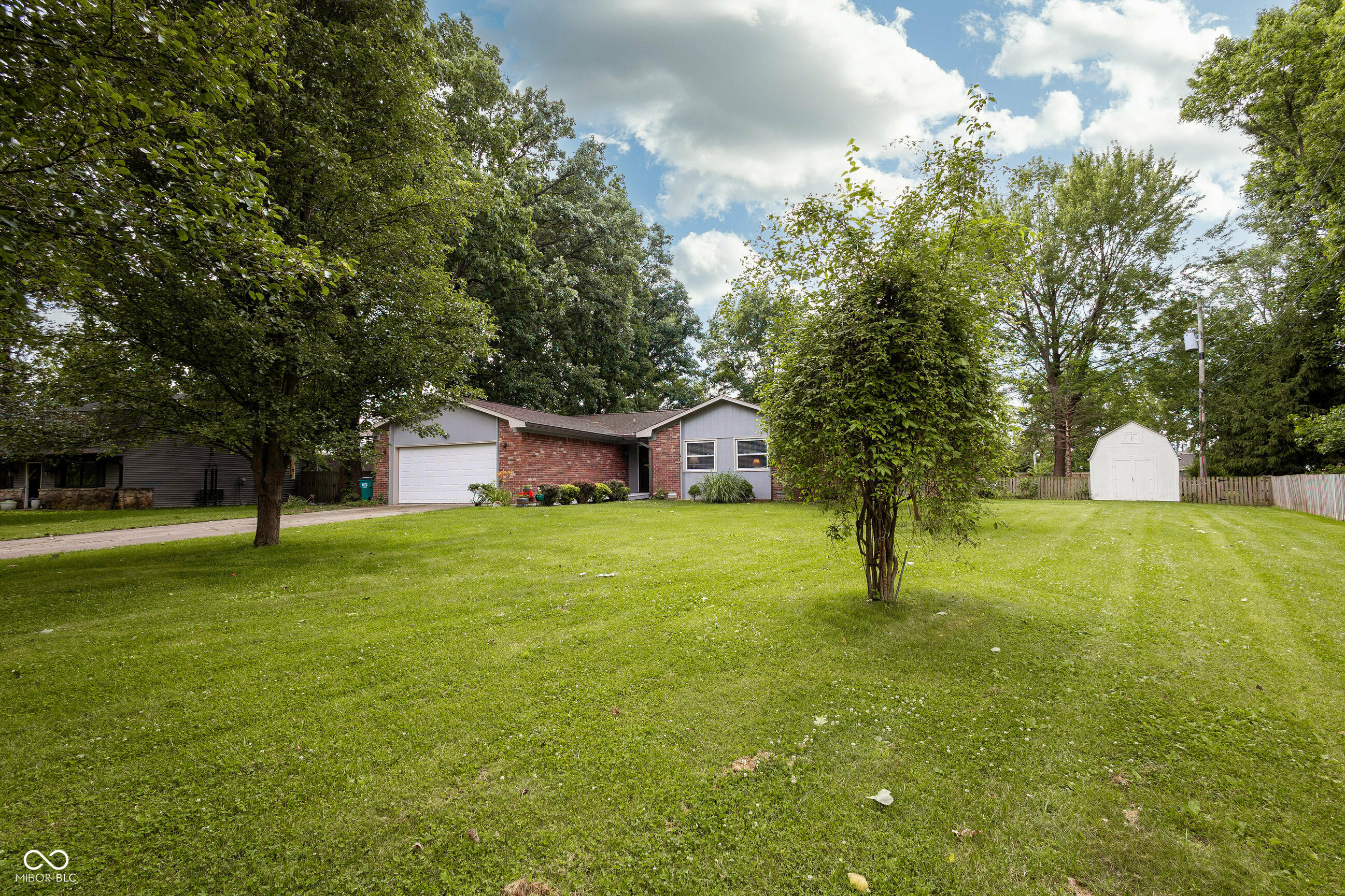 Property Photo: 13 Fairlane Drive IN 46112