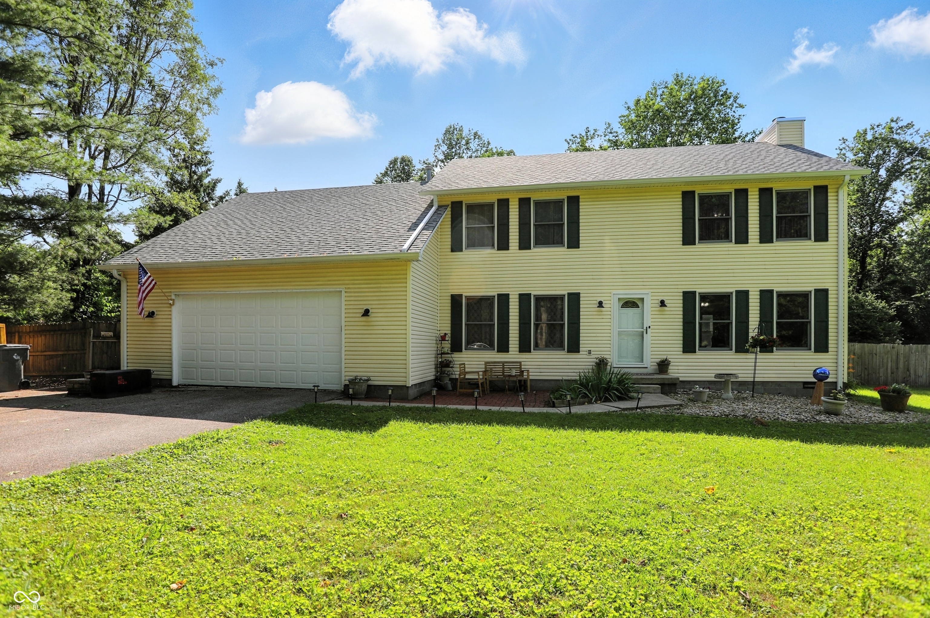 Property Photo: 1224 S Hunter Road IN 46239