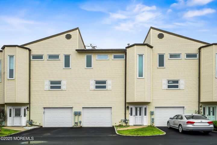 15 Haven Way  Keyport NJ 07735 photo