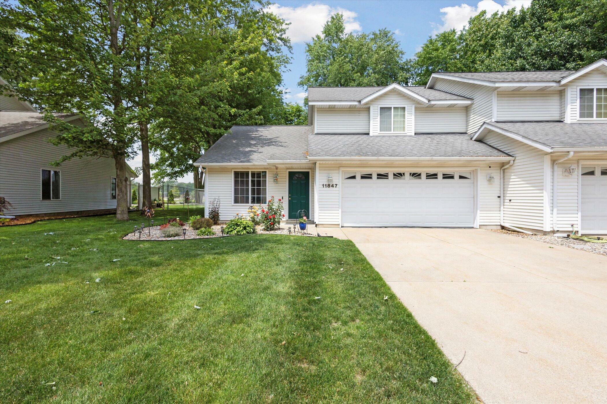 Property Photo: 11847 Seven Pine Drive MI 49424