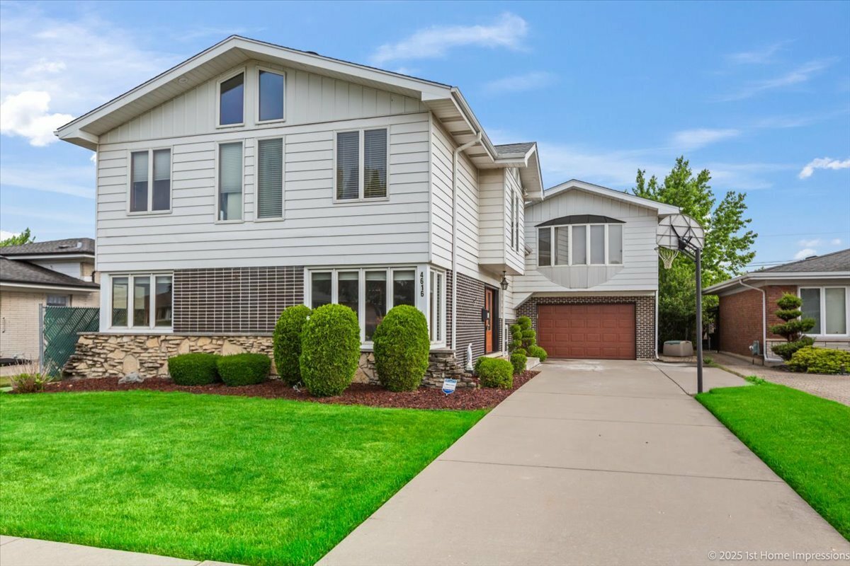 4616 W 105th Place  Oak Lawn IL 60453 photo