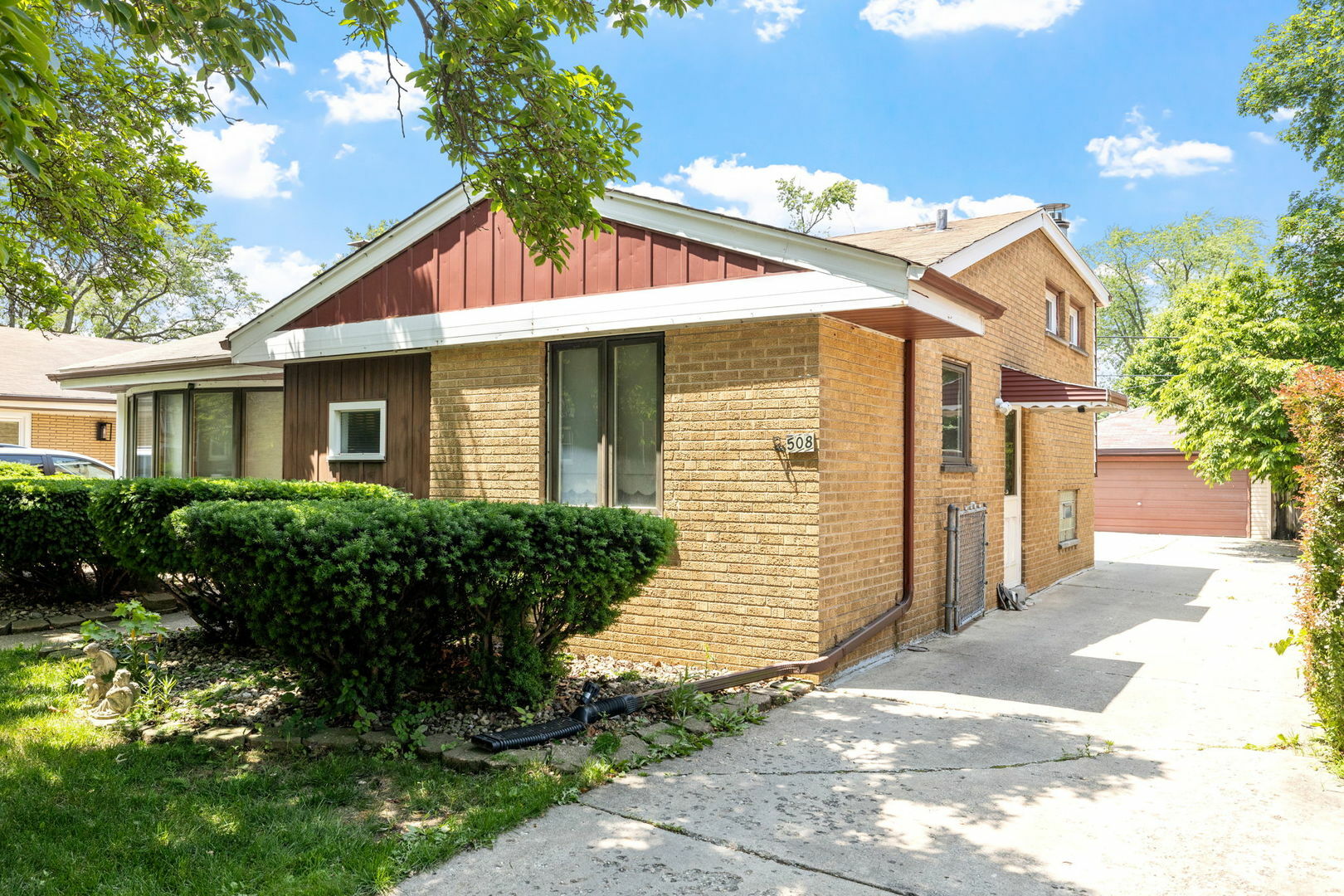 Property Photo:  508 Kemman Avenue  IL 60526 