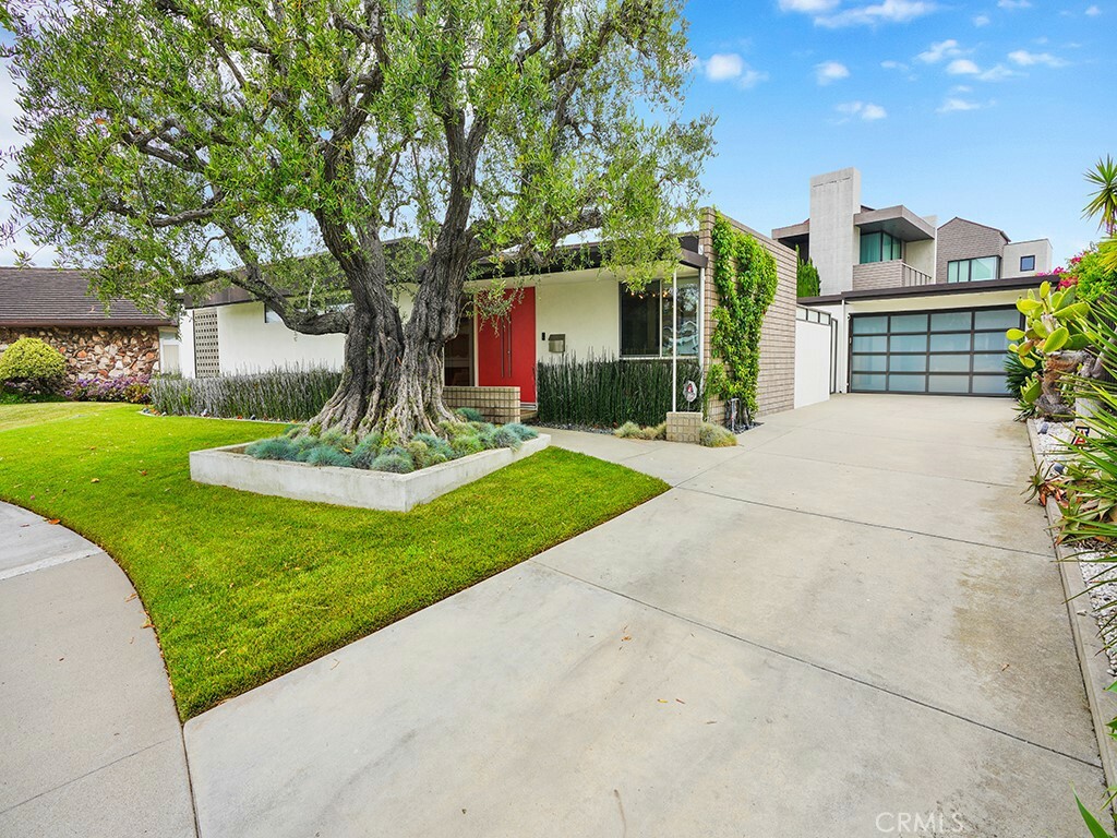 Property Photo: 2000 Nautilus Lane CA 92660