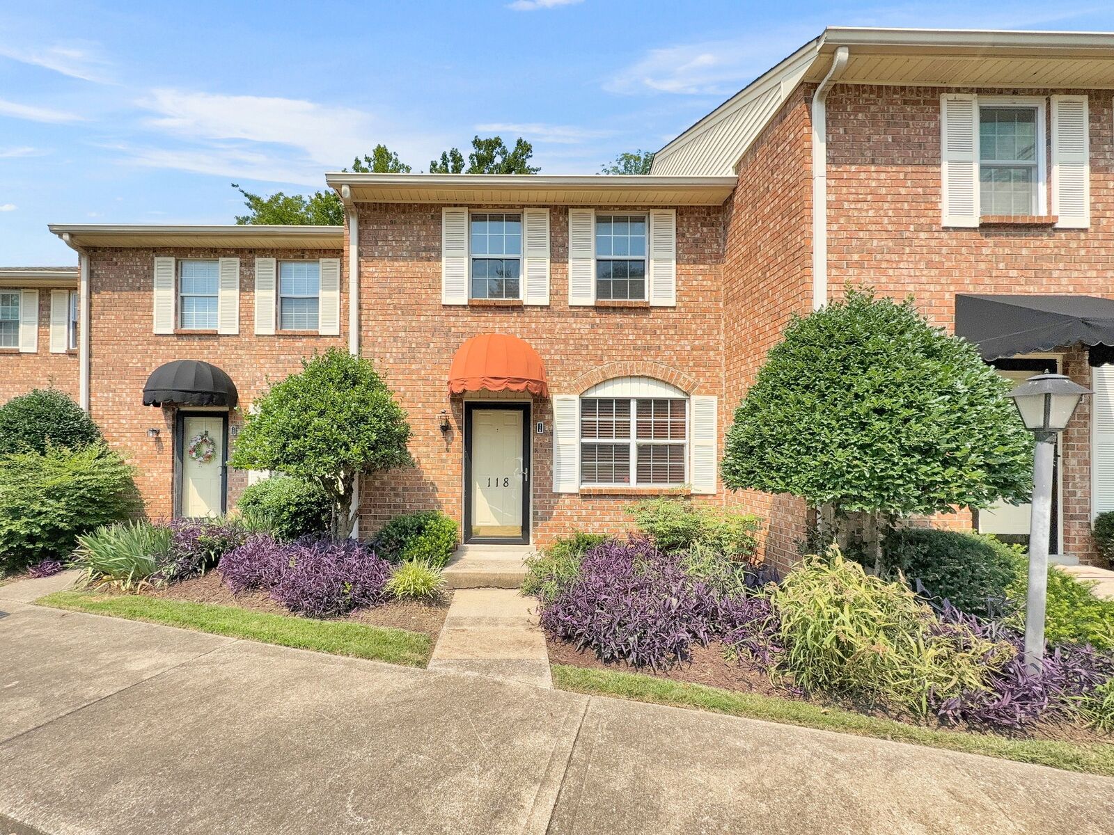 Property Photo:  118 Thistle Ln  TN 37076 