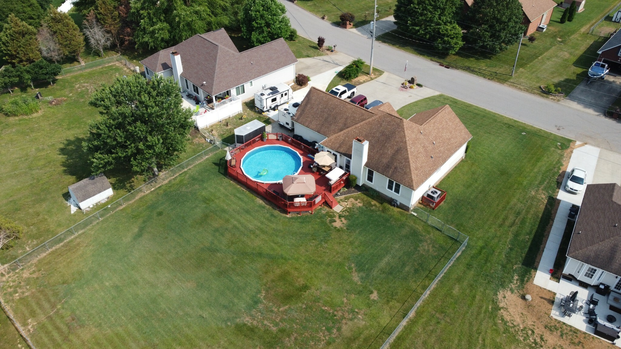 Property Photo: 627 Stonewall Ln TN 37040