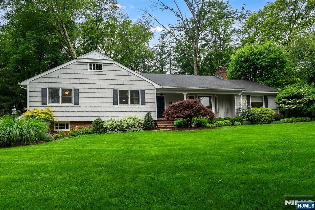 Property Photo: 601 Wishing Well Road NJ 07481