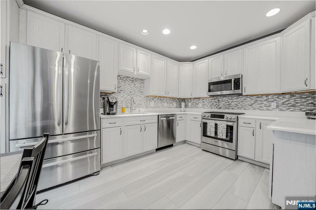Property Photo: 13 Nelke Court 407 NJ 07506