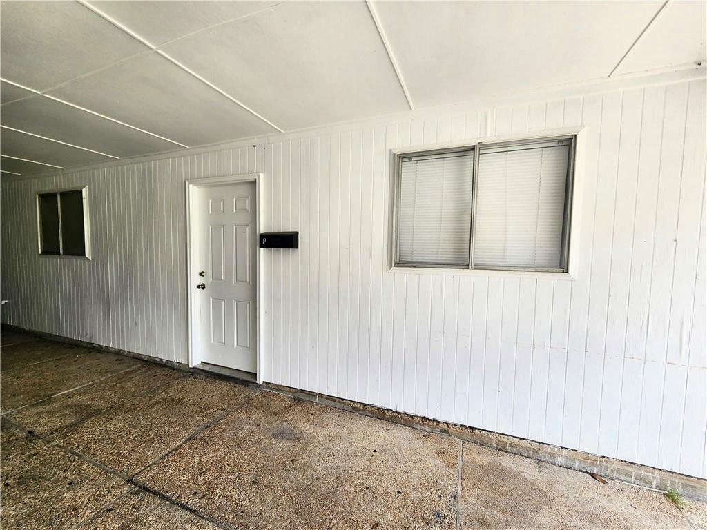 Property Photo: 111 Lambda Street 4 LA 70037
