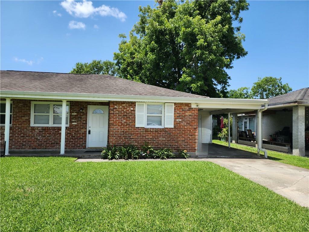 Property Photo: 115 Park Drive B LA 70037