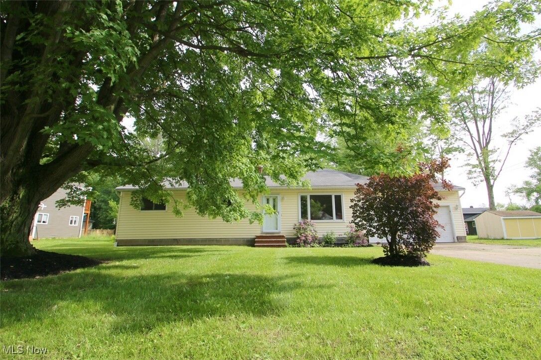 Property Photo:  7958 Bellflower Road  OH 44060 