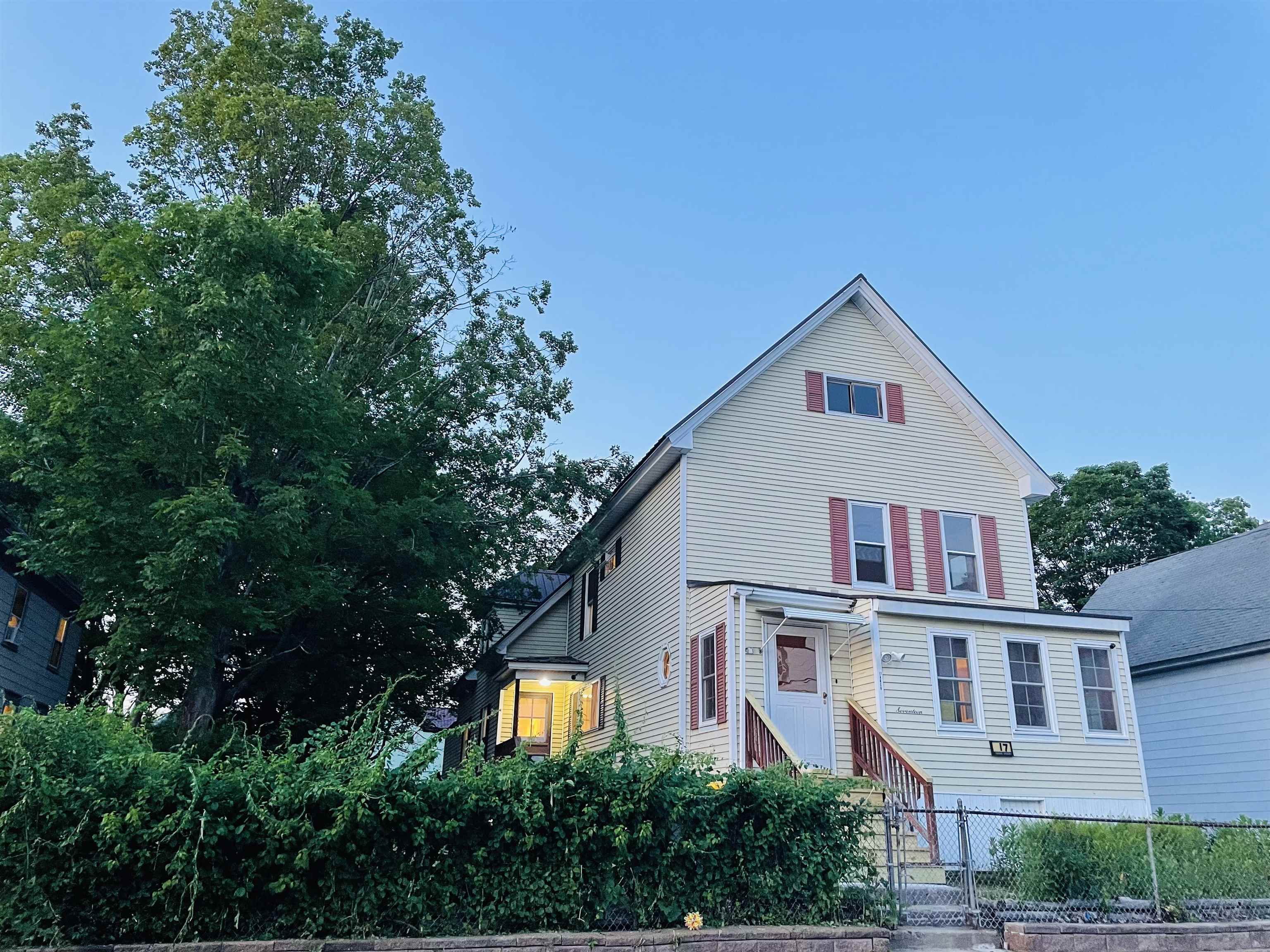 Property Photo: 17 Arch Street NH 03246