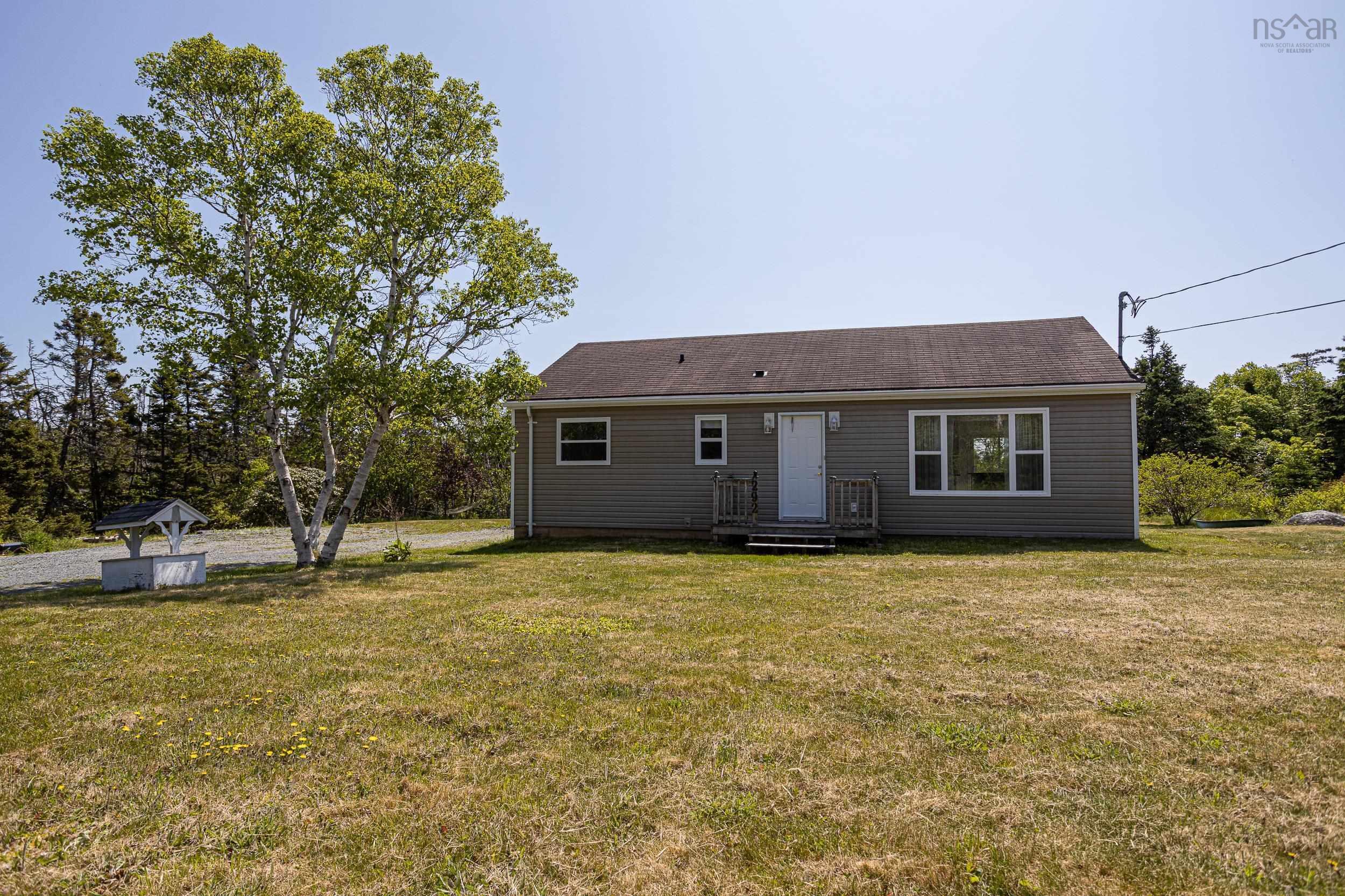 Property Photo: 292 East Pennant Road NS B3V 1L9