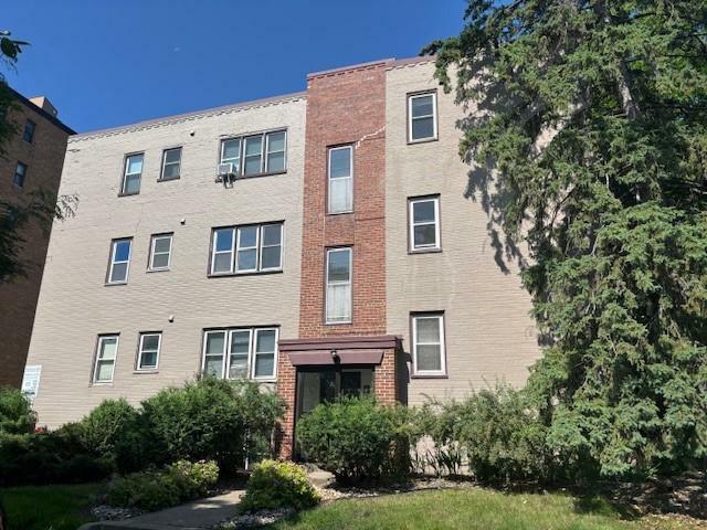 Property Photo: 3144 W Bde Maka Ska Boulevard 102 MN 55416