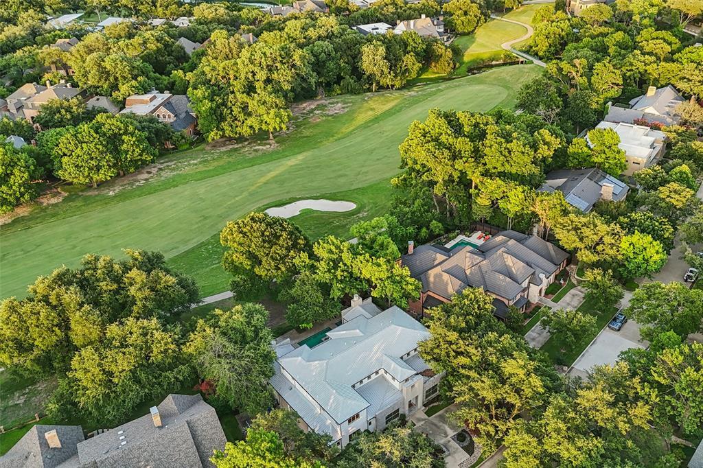 Property Photo: 6007 Club Oaks Drive TX 75248
