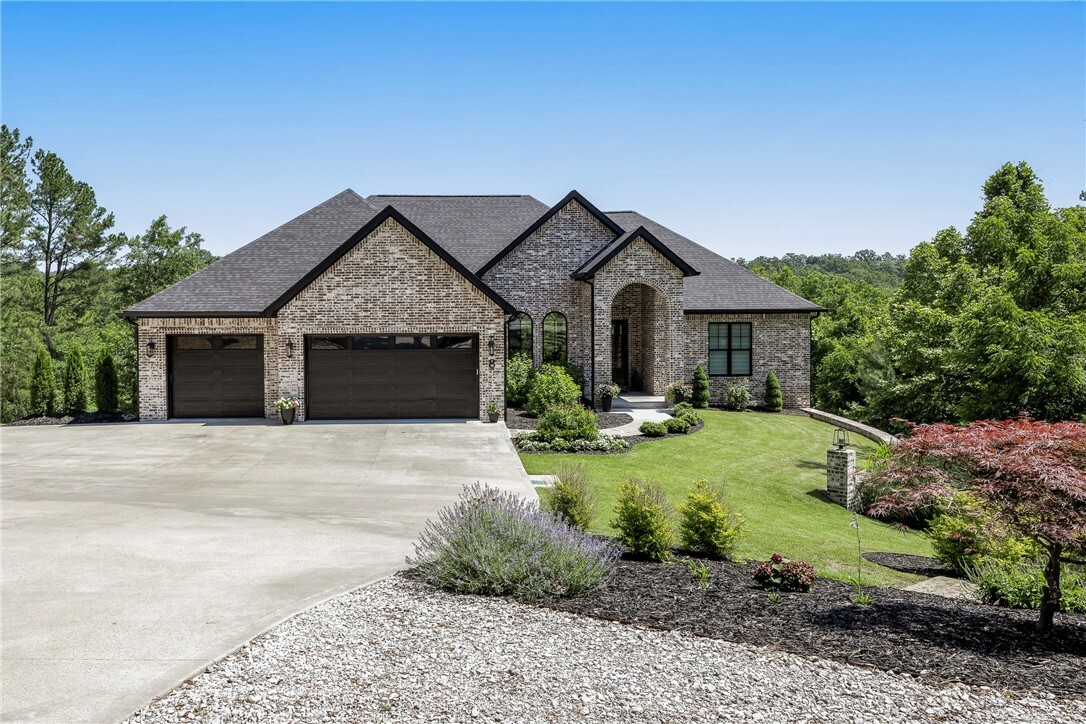 Property Photo: 8 McKenzie Way AR 72715