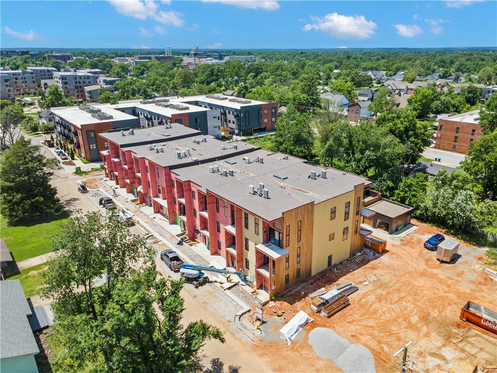 Property Photo: 905 SE 4th Street 203 AR 72712
