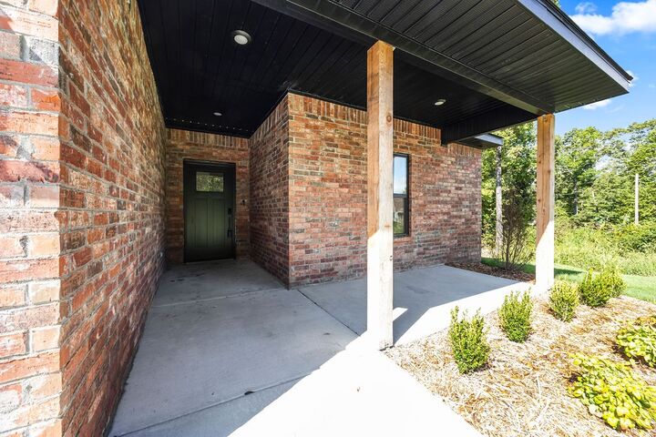 Property Photo: 1 Boswell Drive AR 72715