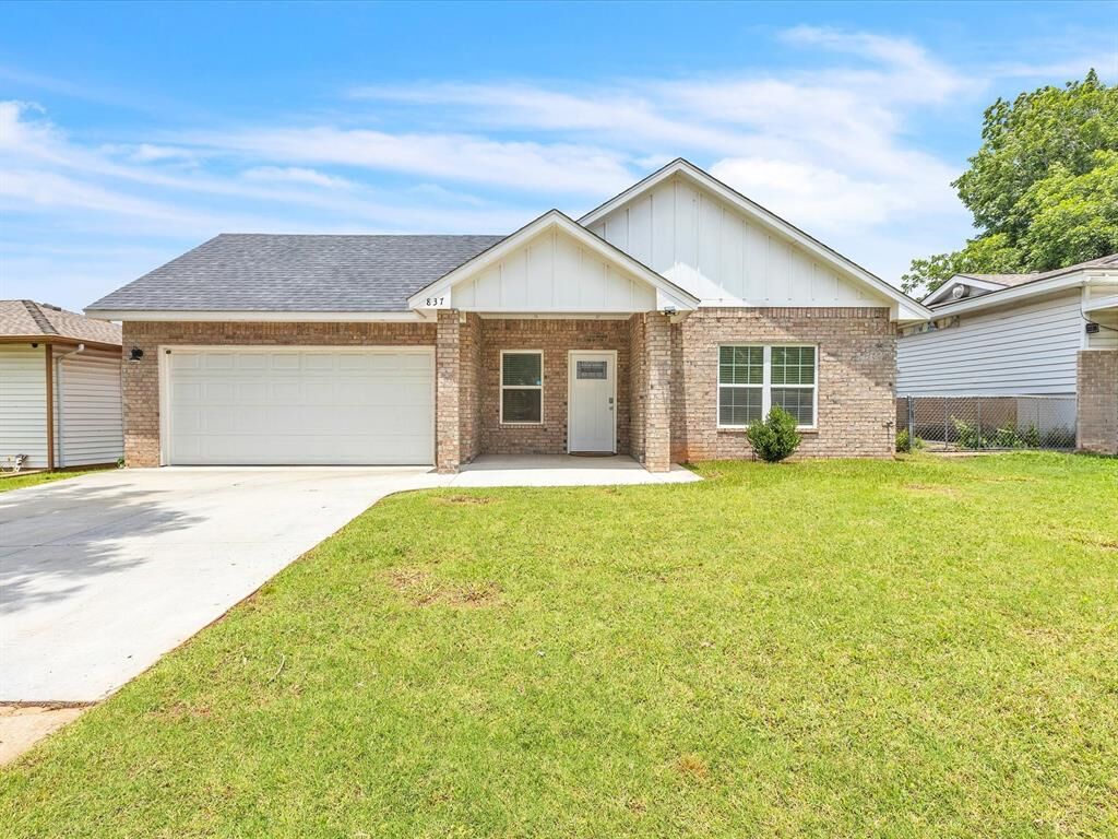 Property Photo:  837 SE 68th Street  OK 73149 