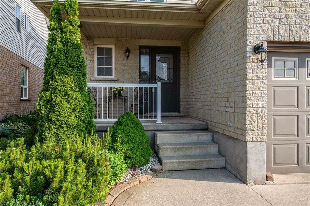 Property Photo: 71 Dubrick Crescent ON N2E 4A7