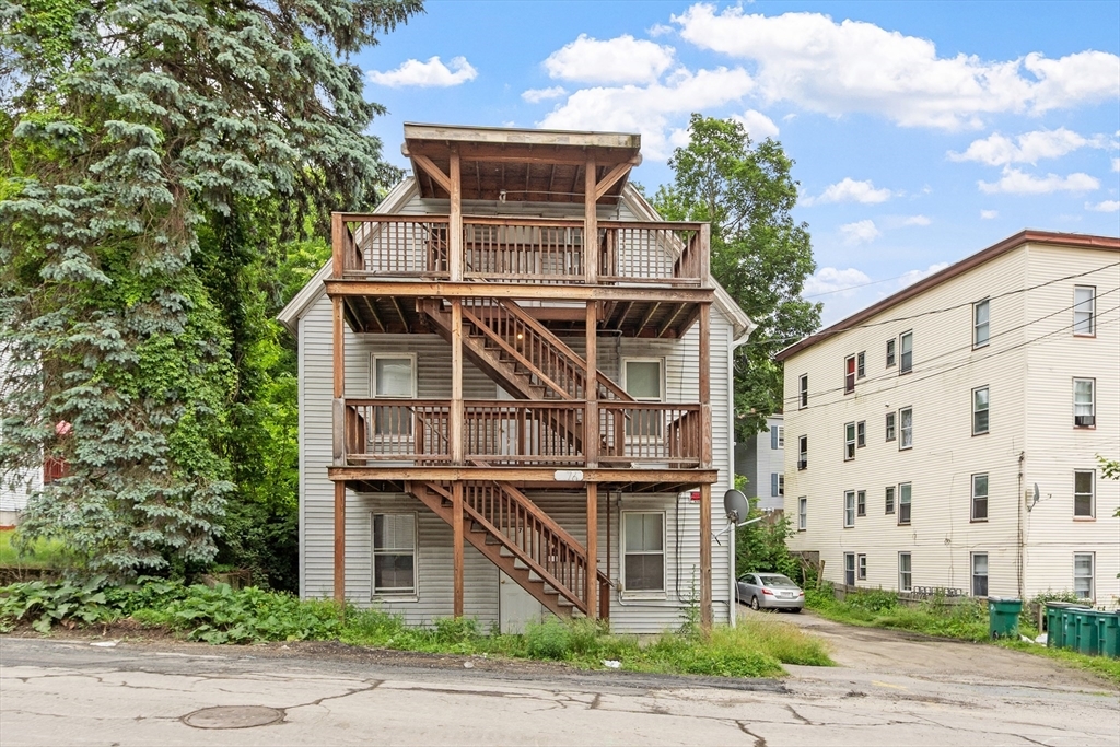 Property Photo: 376 Elm St MA 01420