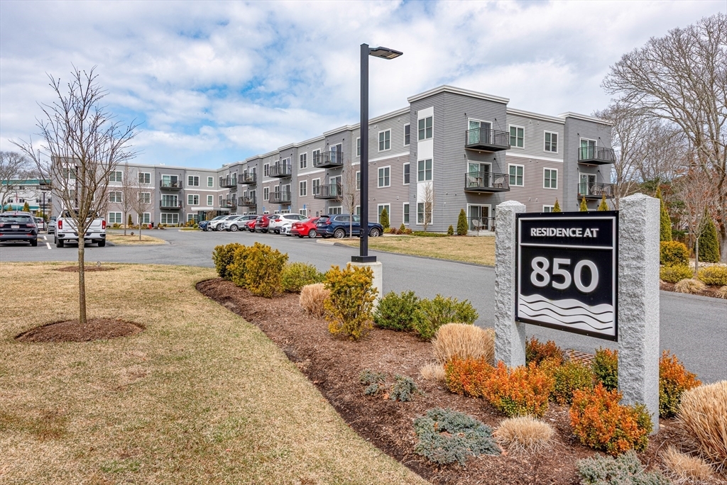 Property Photo: 850 Falmouth Rd MA 02601