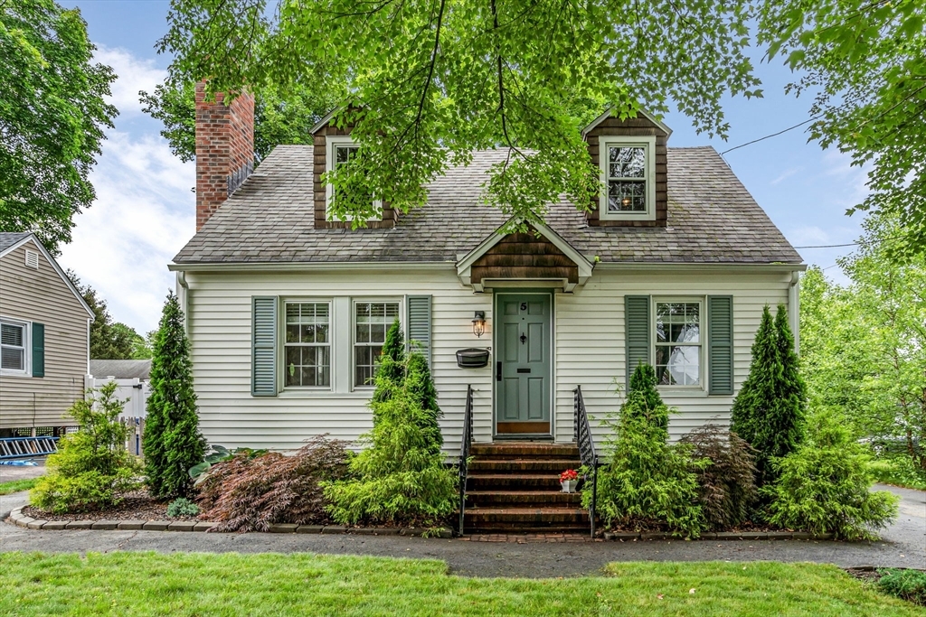 Property Photo:  5 Vandergrift Street  MA 01843 