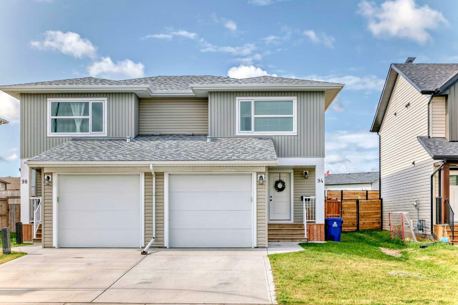 94 Ava Crescent  Blackfalds AB T4M 0M8 photo