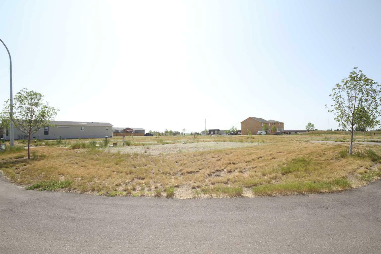 2 Meadows Way  Taber AB T1G 2A2 photo