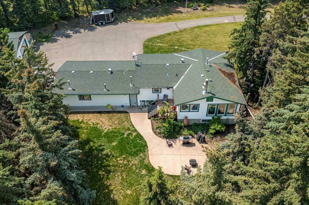 Property Photo: 2193 434 Avenue E AB T1S 1A1