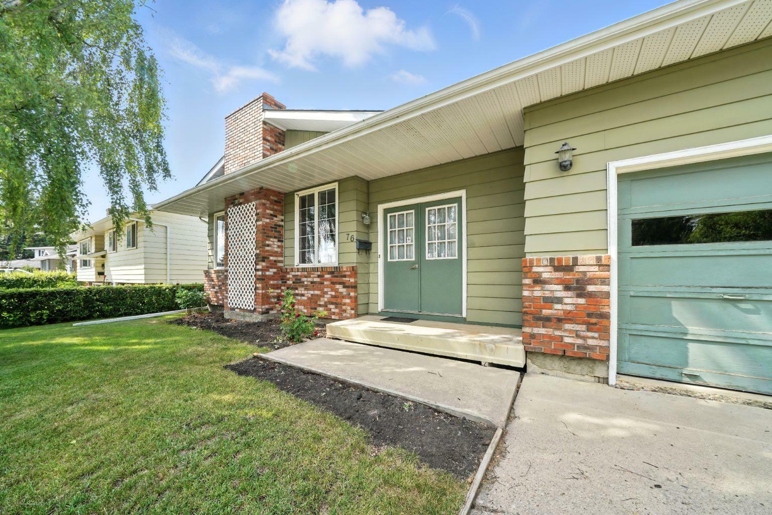 Property Photo: 76 Best Crescent AB T4R 1H6
