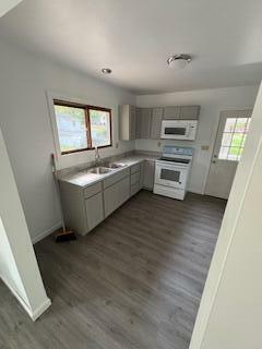Property Photo: 405 Tulip Lane PA 18353