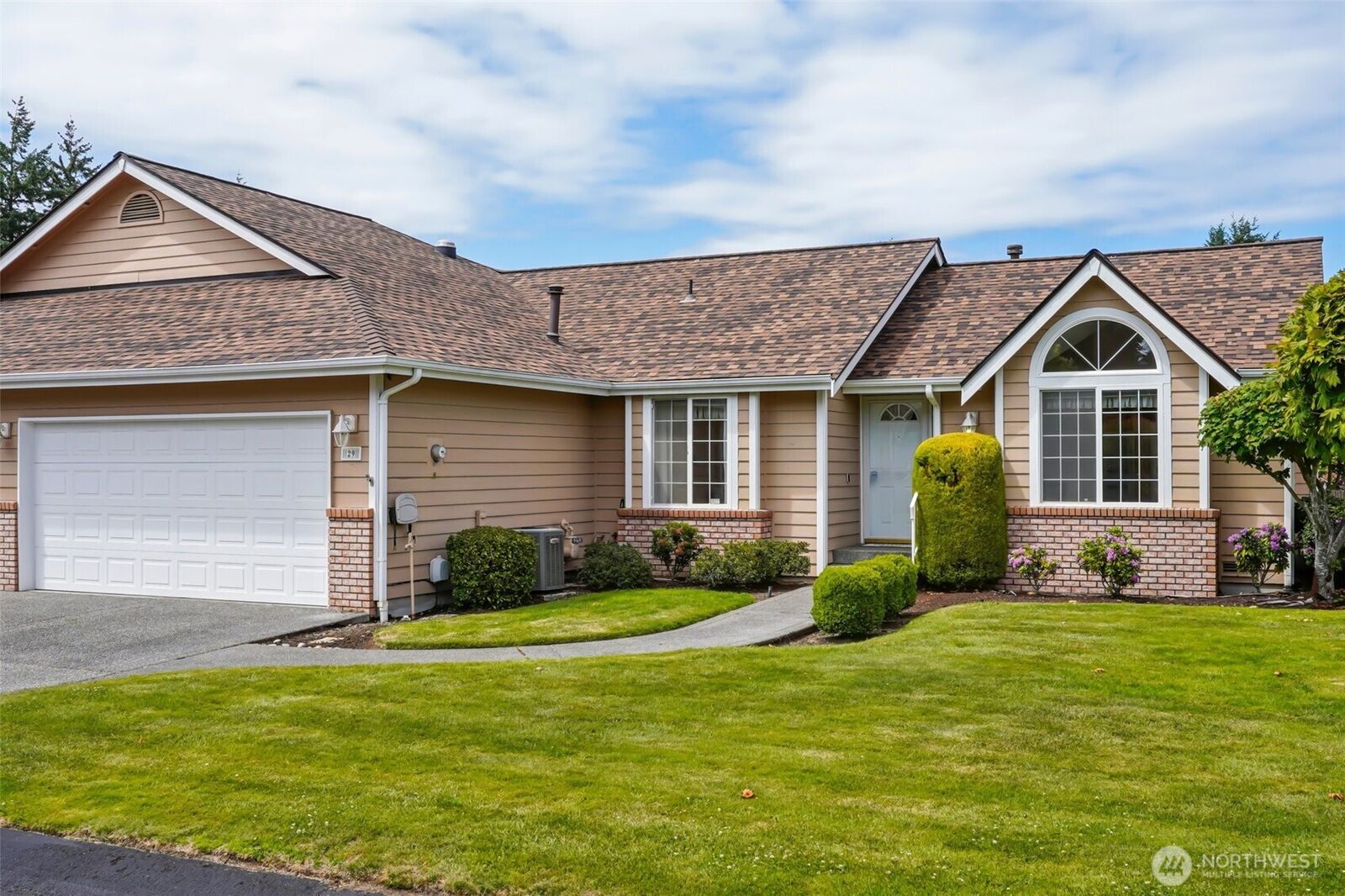 Property Photo:  29  Lakewood Oaks Drive SW  WA 98499 