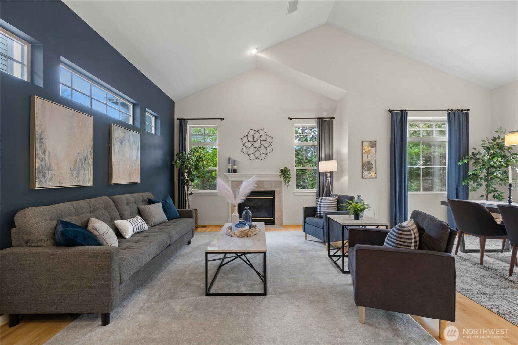 Property Photo:  15915 NE 95th Way 15  WA 98052 