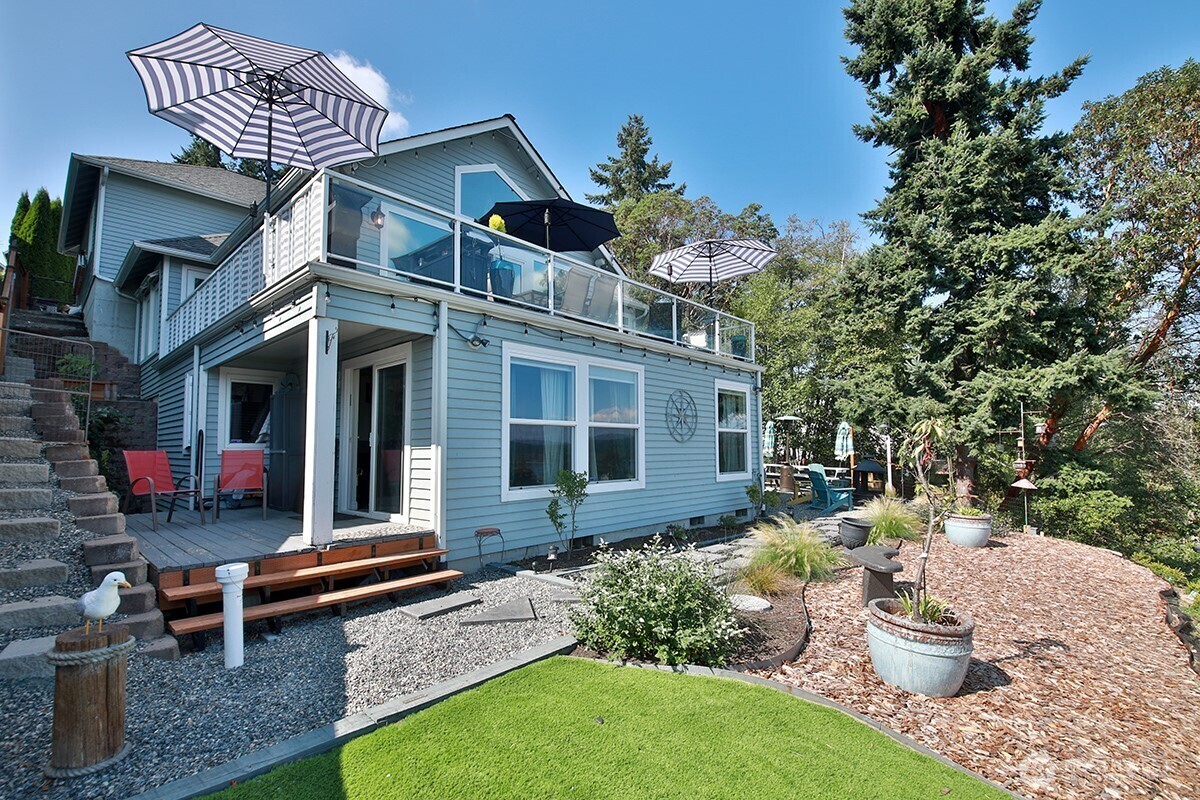 5029  Bradshaw Road  Freeland WA 98249 photo