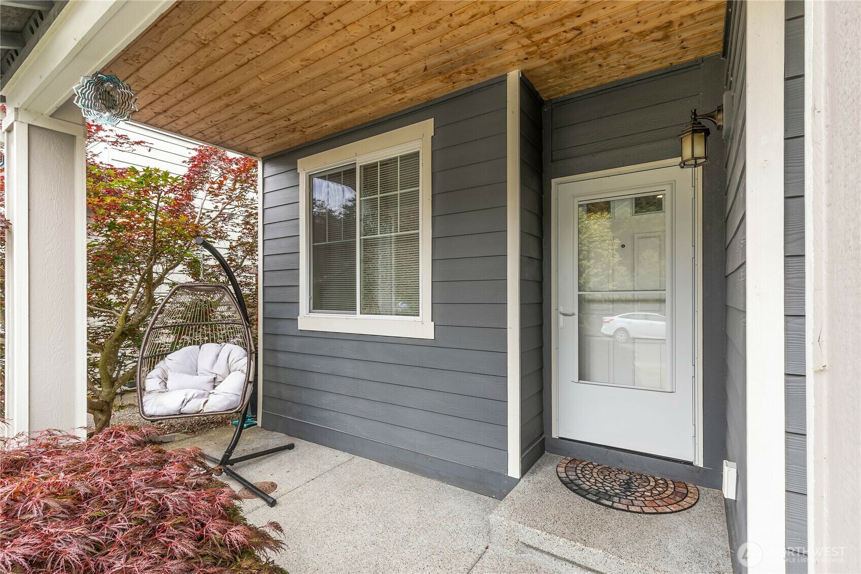 Property Photo: 19715 90th Avenue Ct E WA 98338