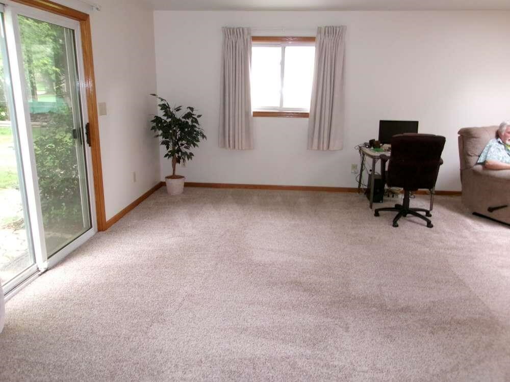 Property Photo: 518 Earlham Drive IN 47374