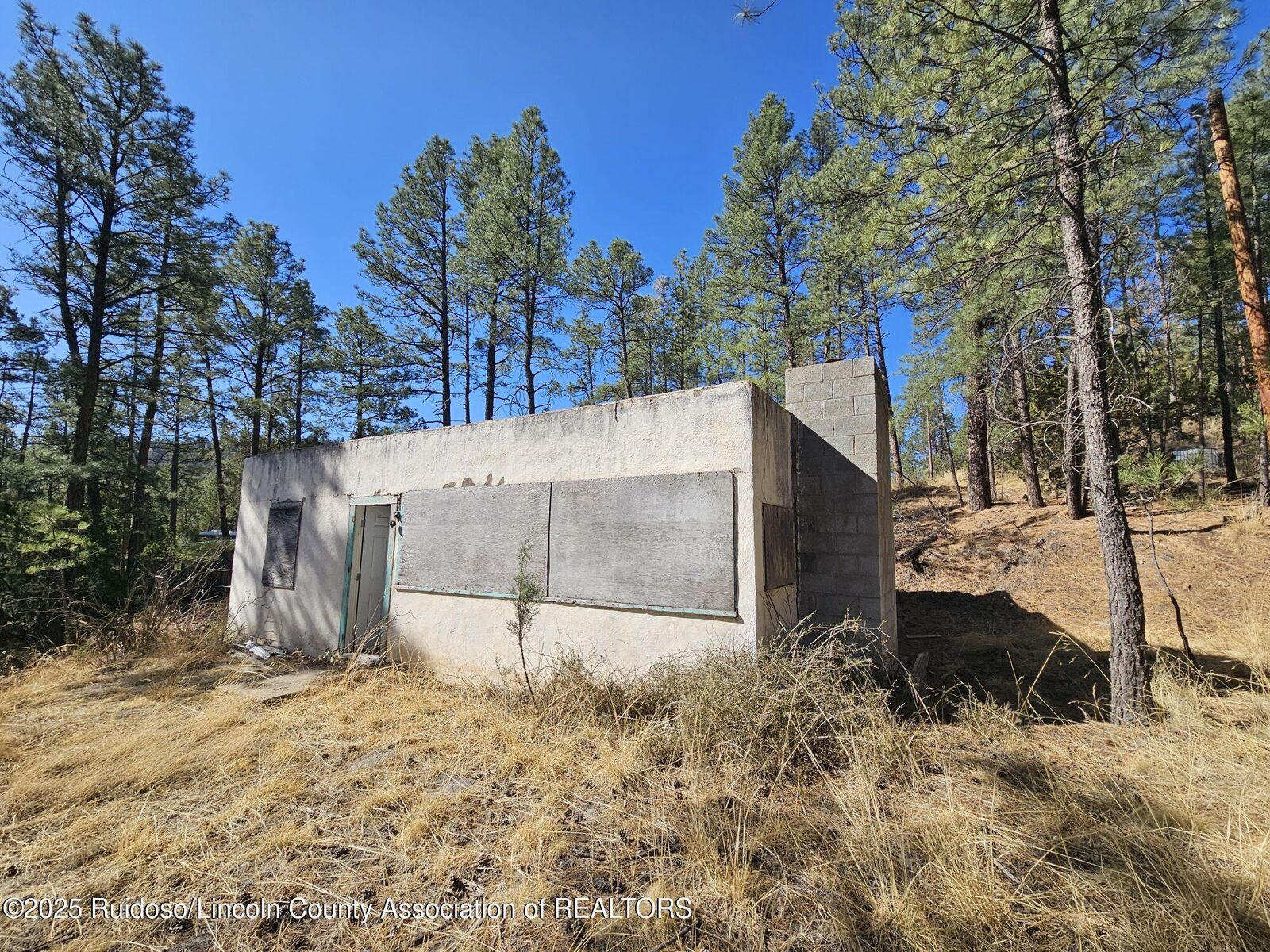 Property Photo: 411 Apache Trail NM 88345