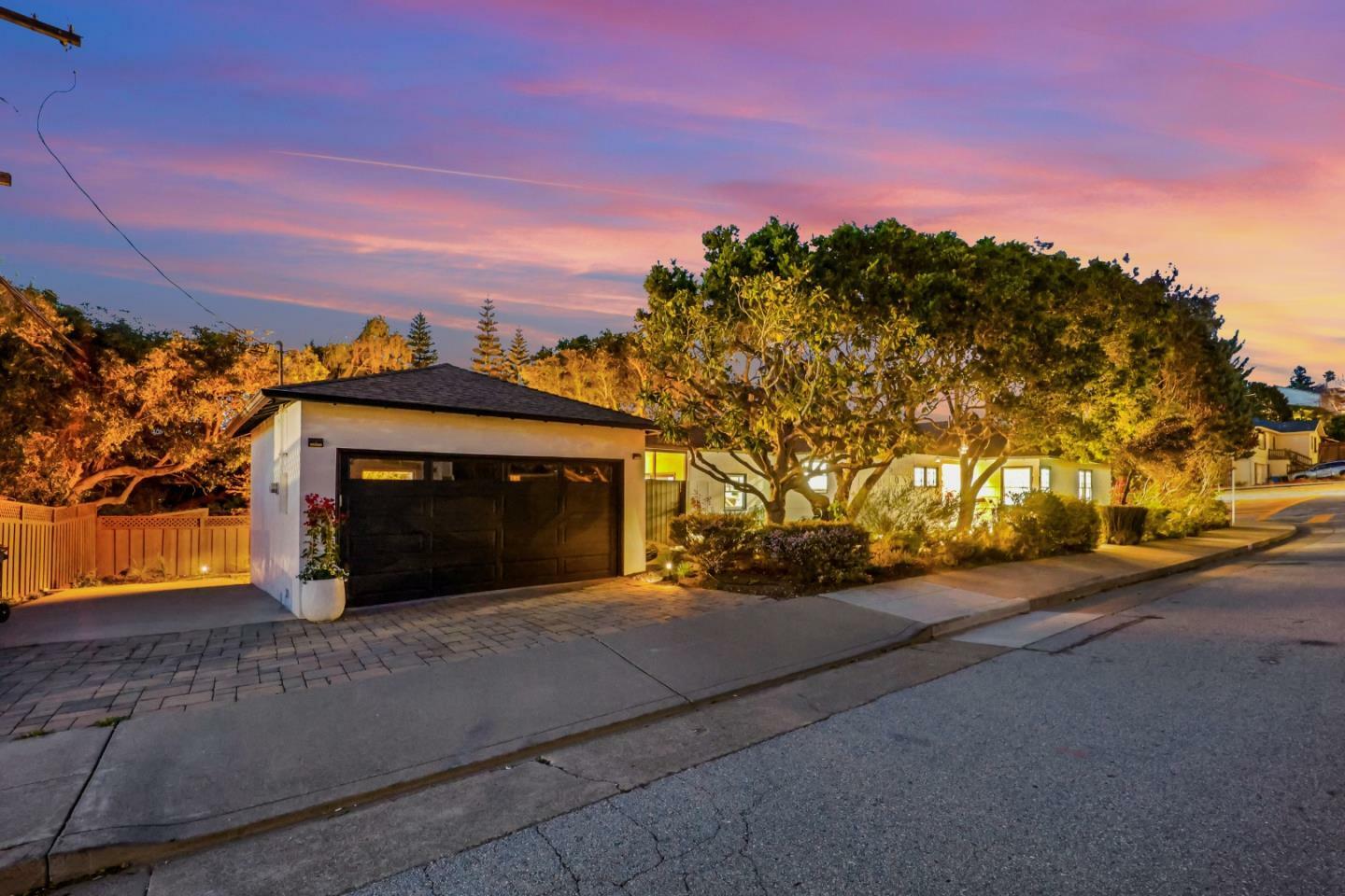 Property Photo: 500 La Casa Avenue CA 94403