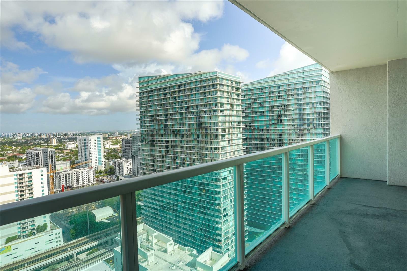 Property Photo:  1250 S Miami Ave 3003  FL 33130 