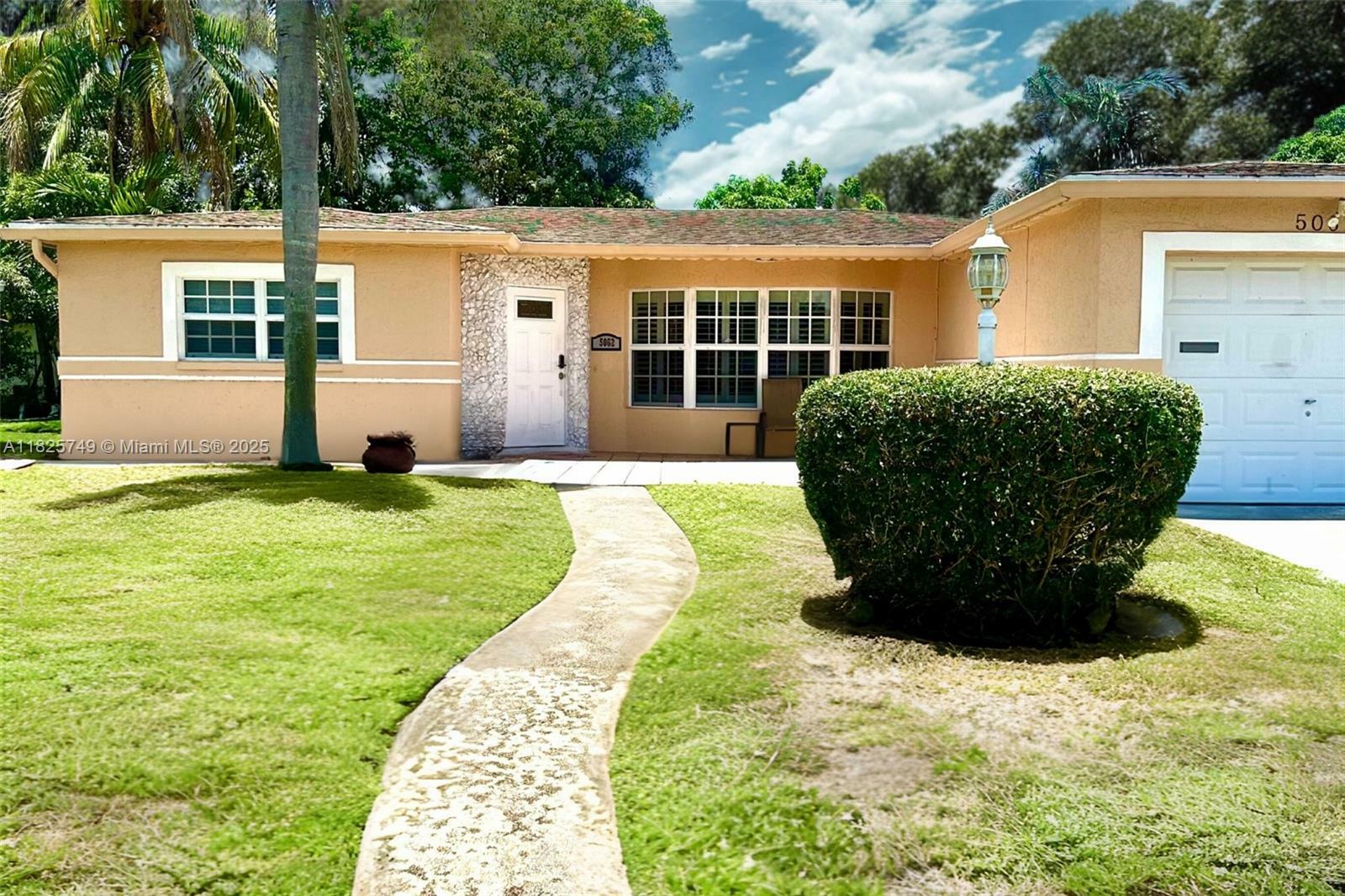 Property Photo: 5062 NW 41st Pl FL 33319