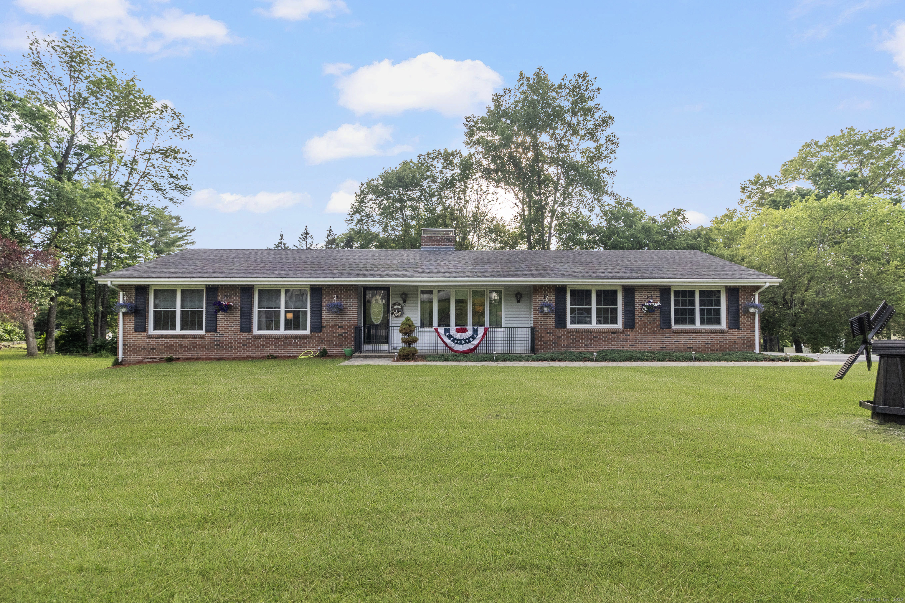 29 Birchwood Drive  Killingly CT 06241 photo