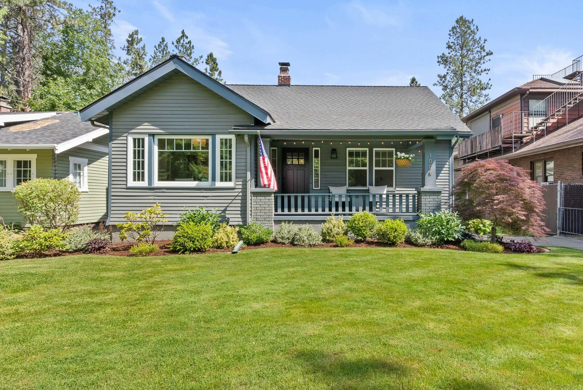 Property Photo:  1008 W 18th Ave  WA 99203 