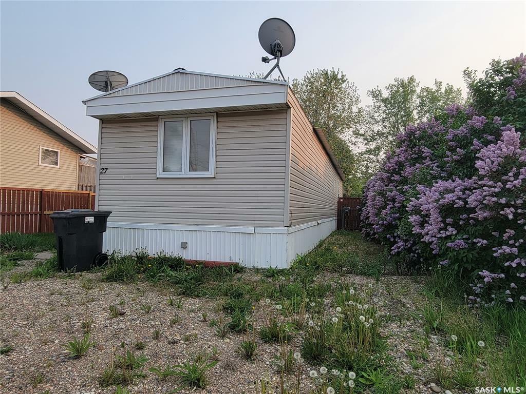 27 2nd Avenue  Marshall SK S0M 1R0 photo