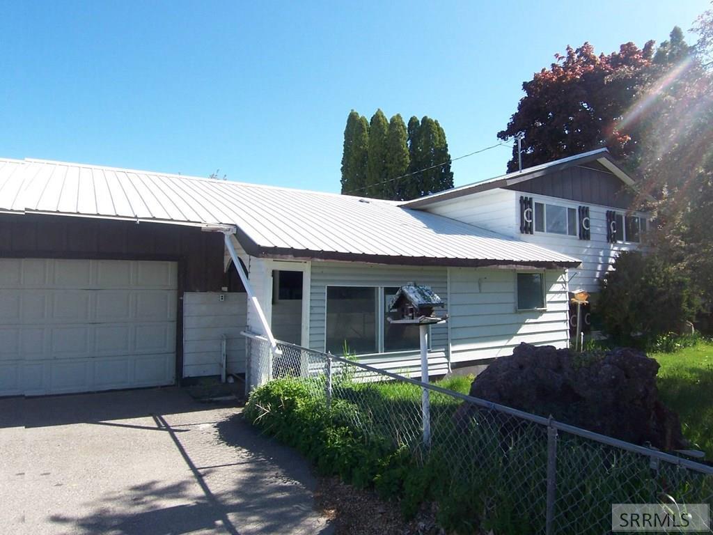 Property Photo: 5173 E Free Avenue ID 83427