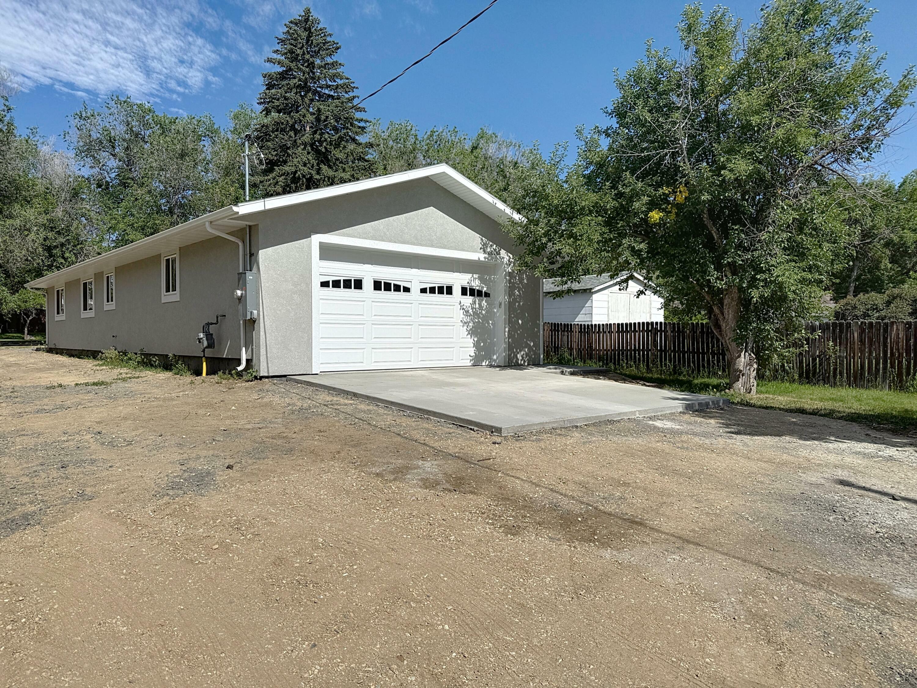 Property Photo: 253 N Carrington Avenue WY 82834