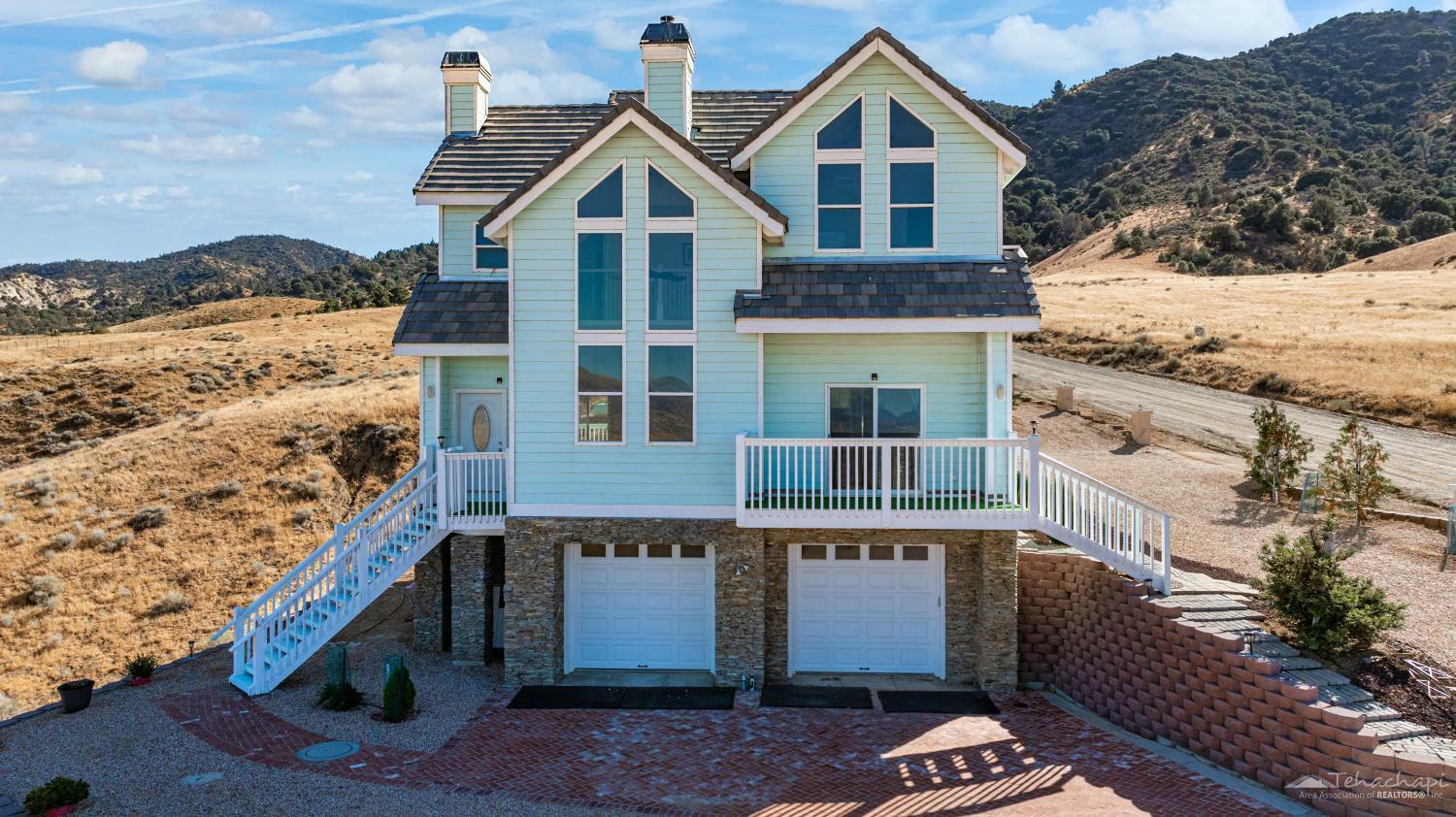 Property Photo: 19180 Siskiyou Dr CA