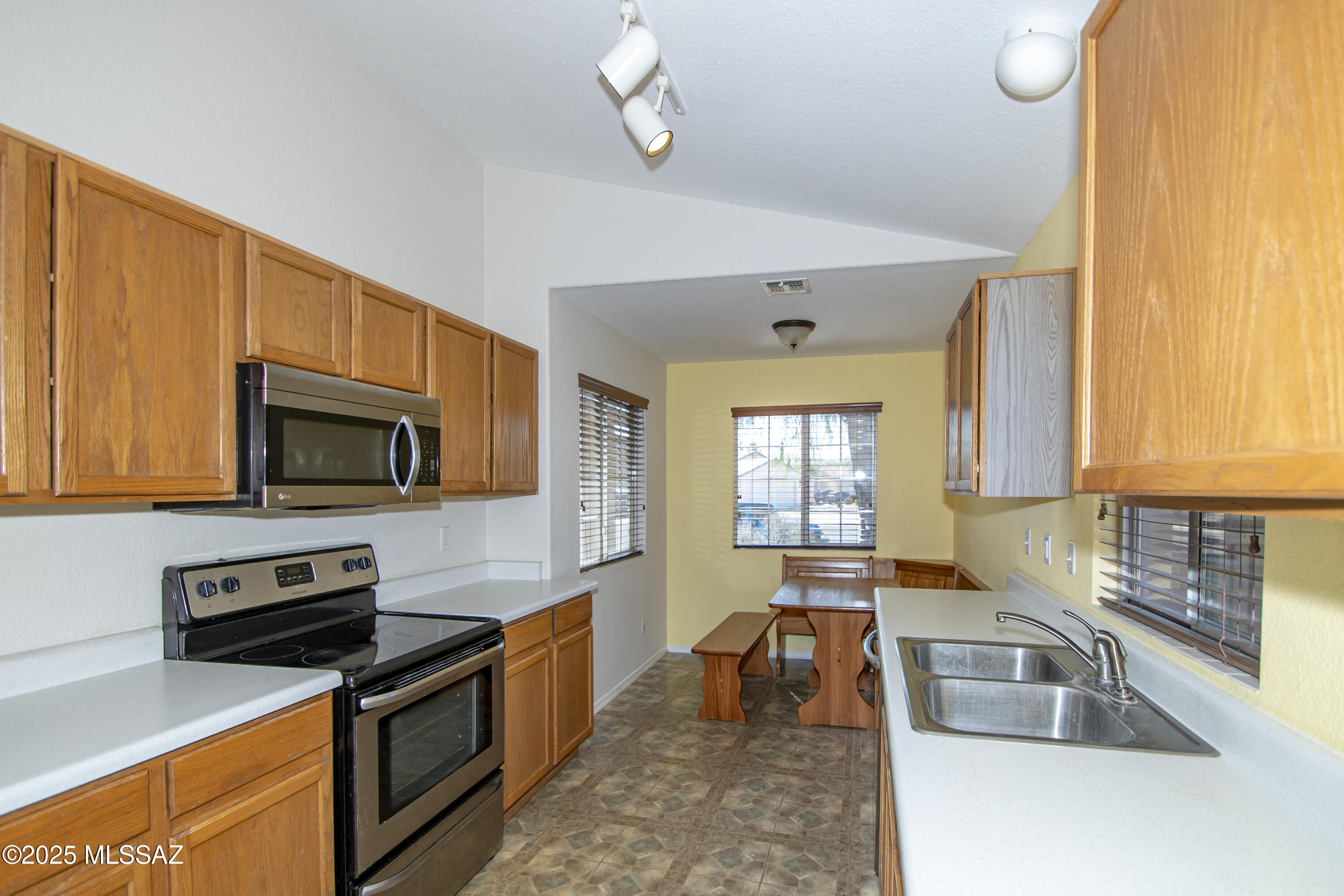 Property Photo:  3710 W Sunbright Drive  AZ 85742 